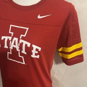 Nike IOWA STATE COLLEGE top